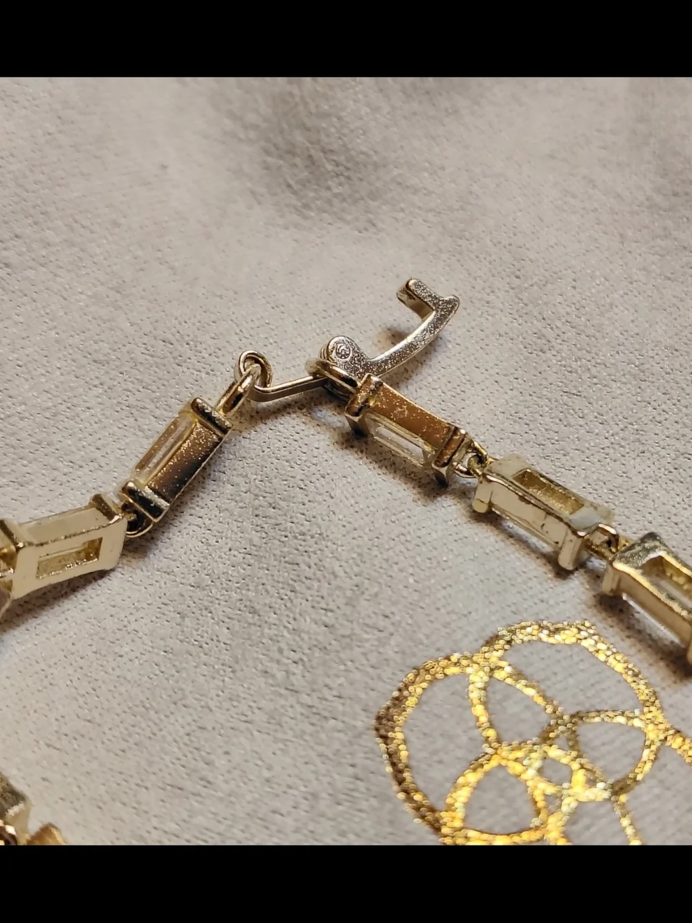 Kendra Scott kendra scott